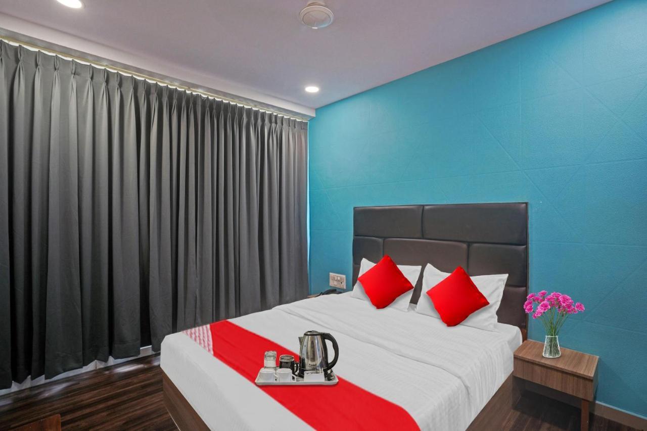 Hotel O Infinity Сурат Екстер'єр фото