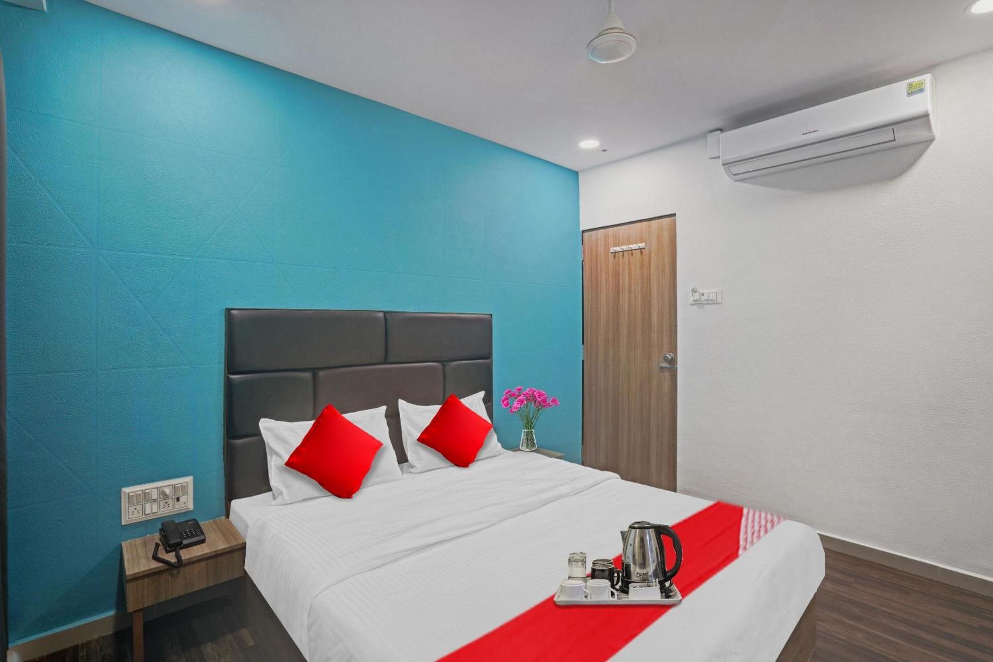 Hotel O Infinity Сурат Екстер'єр фото