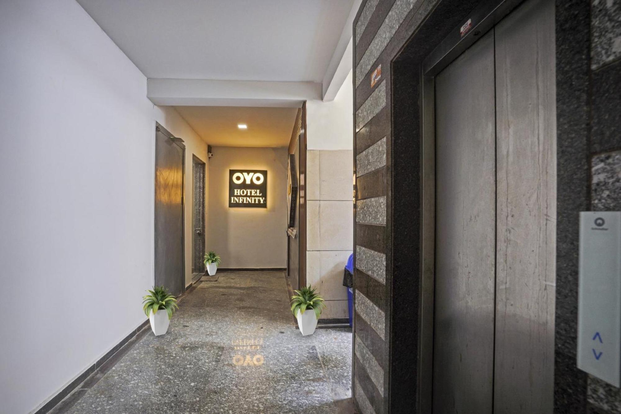 Hotel O Infinity Сурат Екстер'єр фото